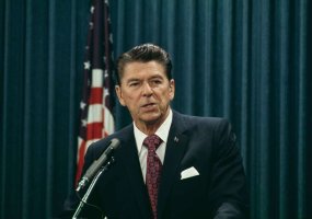 Tarihte bugün: ABD'nin 40. Başkanı Ronald Reagan, 2004'te Alzheimer hastalığından hayatını kaybetti