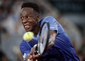 Swiatek rahat turladı, Wawrinka ve Monfils Roland Garros'a veda etti
