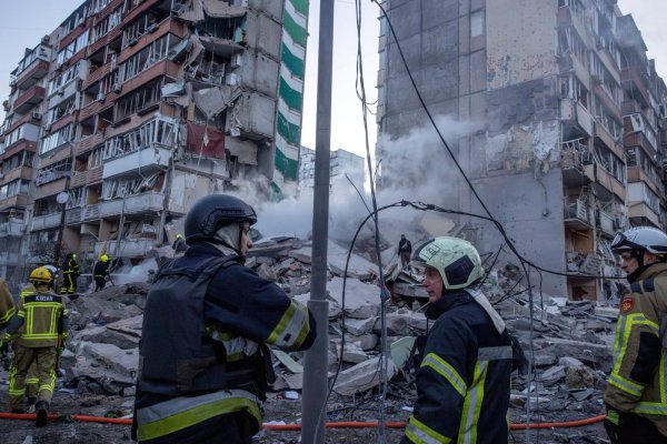 Rusya'dan Ukrayna'ya Devasa Hava Saldırısı: Kiev ve Birçok Bölge Hedef Alındı