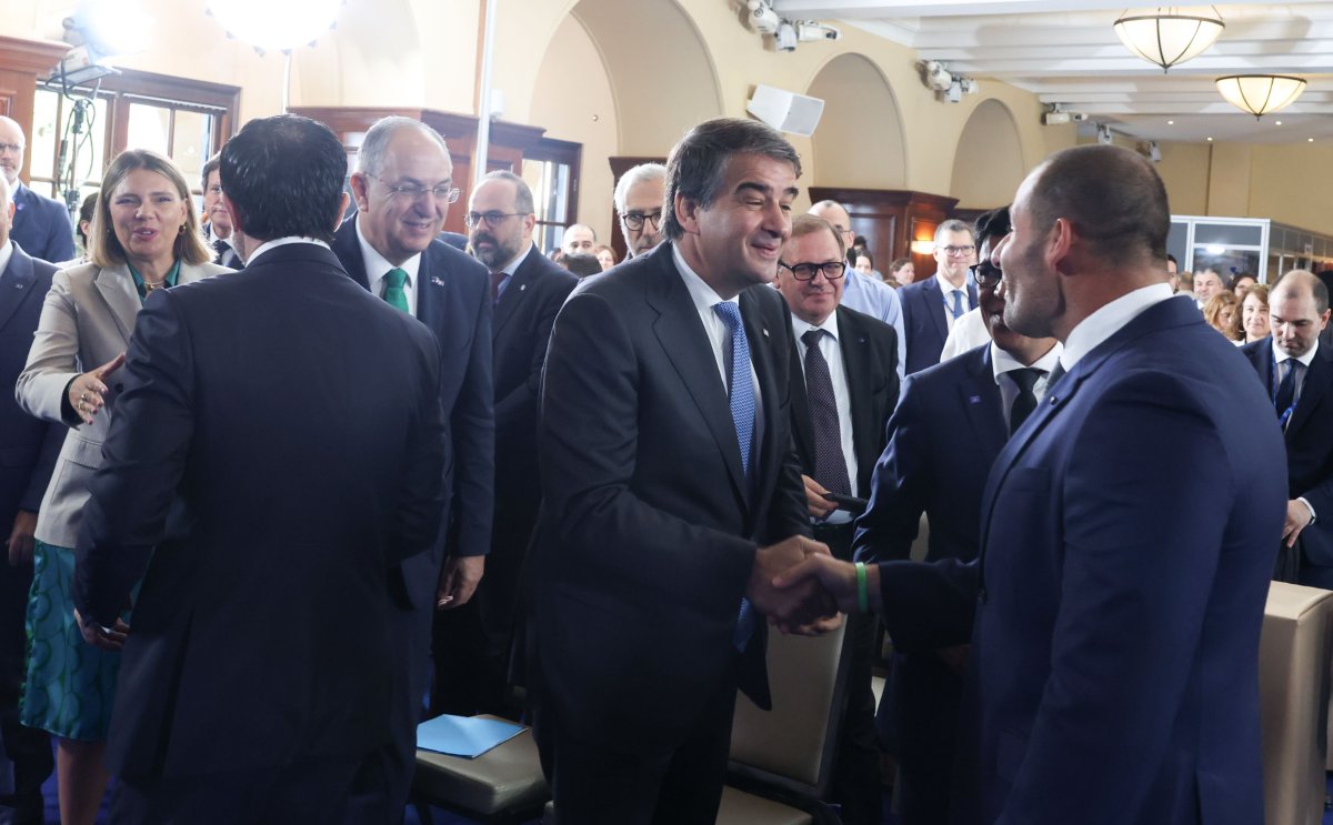 Fitto: AB'nin Ada Stratejisi Vizyon Olmaktan Çıkıp Eyleme Dönüşmeli