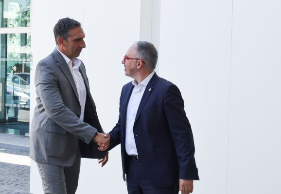 Lefkoşa Belediye Başkanı, Açık Düşerken ve Vatandaş Hizmetleri İyileşirken Yerel Yönetim Reformunu Övdü
