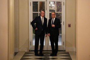 Mandelson güvenlik soruşturmasından geçemedi; Starmer tavsiyenin reddedildiğinden habersizmiş