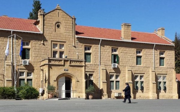Lefkoşa uyuşturucu ve silah soruşturmasında iki kişi daha tutuklandı