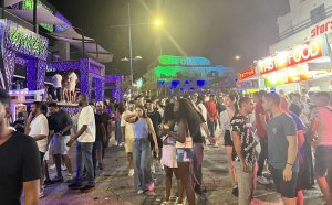 Ayia Napa'da Kavga: İki İngiliz Tutuklandı – Belediye Başkanı Ek Polis Talebinde Bulundu