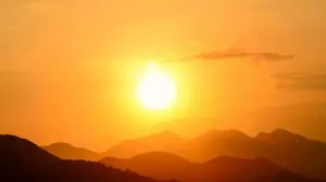 Kıbrıs'ta Hava Sıcaklığı 38°C'ye Ulaşacak, Sıcaklar Haftaya da Devam Edecek