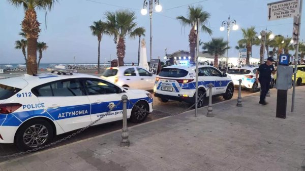 Valizinde 32 Bin Euro Nakit ve Mücevher Bulunan Kadın Mahkemede