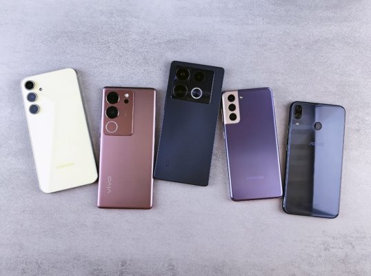 Afrika Akıllı Telefon Pazarı Üç Yılda İlk Kez Daralma Yaşıyor