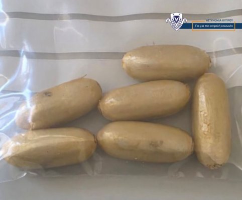 Larnaka Havalimanı'nda Vücudunda Kokain Bulunan Şüpheli Tutuklandı