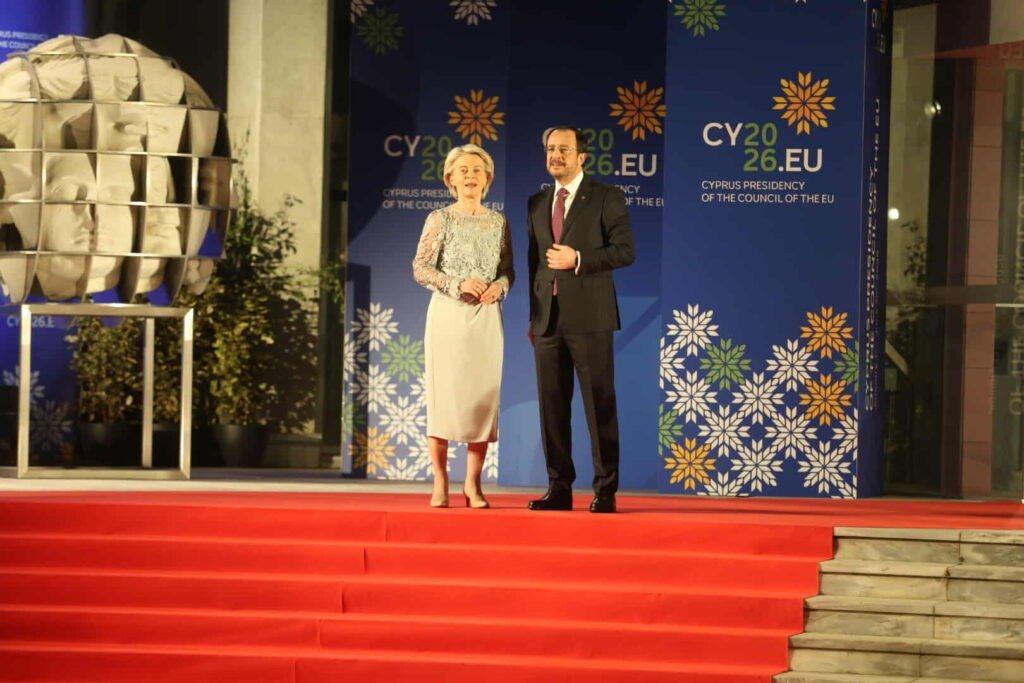 Kıbrıs Cumhuriyeti, AB Başkanlığını İrlanda'ya Devrediyor