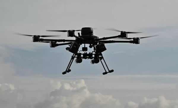 Kıbrıs ve Yunanistan'dan Ortak Vurucu Drone Hamlesi