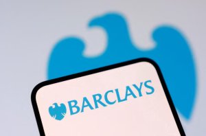 Barclays'in İlk Yarı Kârı Beklentileri Aştı: 6,1 Milyar Sterlin