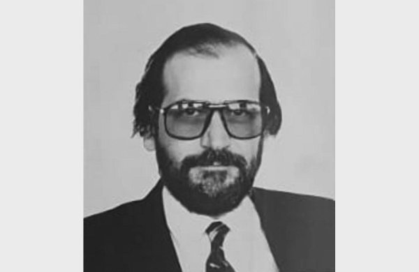 Eski Adalet Bakanı Papaioannou 79 Yaşında Hayatını Kaybetti