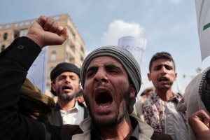 Yemen'deki Husiler, İran uçağı nedeniyle Suudi hedeflerini tehdit etti
