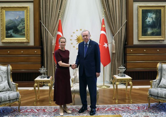 Minas Lyristis: Kıbrıs'ın NATO üyeliği bugün için gerçekçi değil, ancak stratejik yakınlaşma mümkün