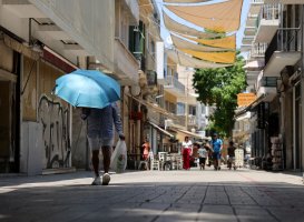 Kıbrıs'ta sıcaklar bunaltıyor: İç kesimlerde termometreler 40 dereceyi gösterecek