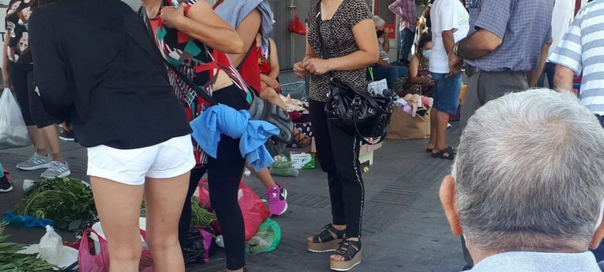 Aslında Otobüs Beklemiyordu