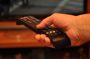 Hükümetten televizyon sinyali geri adımı