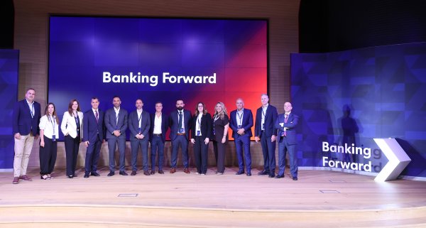 Eurobank, 1 Milyar Euro'luk Dijital Bankacılık Planını Açıkladı