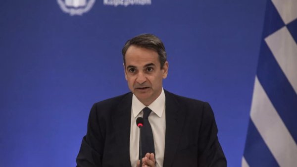 Yunanistan, AB'nin Rusya'ya Yönelik Son Yaptırımlarını Raydan Çıkaracak mı?