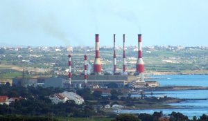 Kıbrıs'ta Elektrik Kesintileri