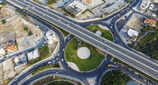 Limassol'un trafik çilesine 493 milyon euroluk dev yol projeleri