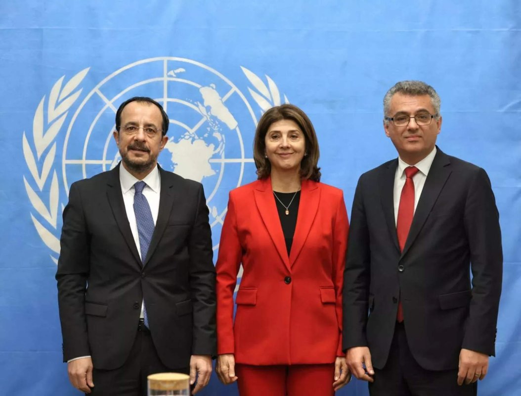 BM Kıbrıs İçin 'Sulandırılmış' Federal Çözüm Hazırlıyor
