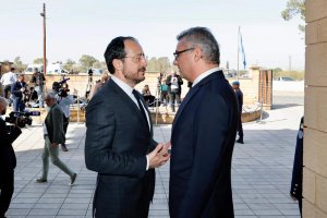 İşaretler Kıbrıs Sorununun Yaz Aylarına Damga Vuracağını Gösteriyor