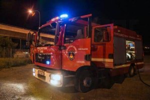Kiti'de Ev Yangını: Ev Sahibi Duman Zehirlenmesi Geçirdi