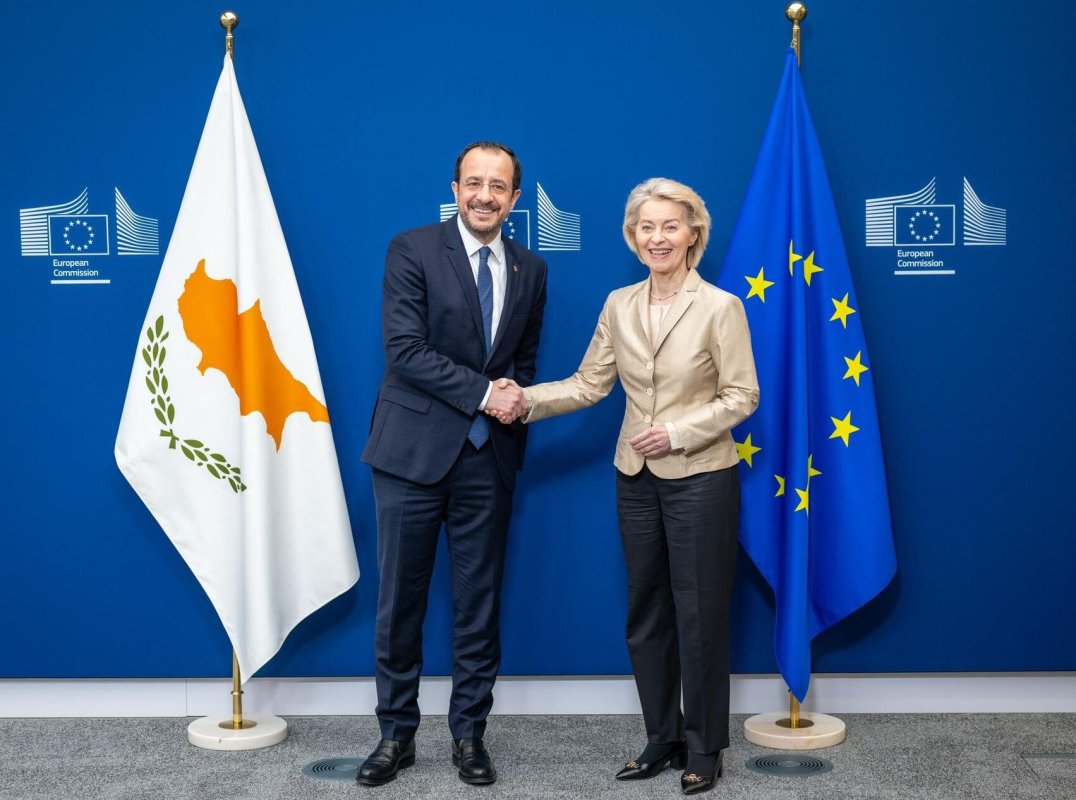 Christodoulides ve von der Leyen, Kıbrıs’ın Schengen’e Katılımını Görüştü
