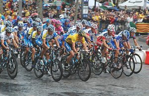 Tarihte Bugün: Lance Armstrong, 2005'te Rekor Yedinci Kez Tour de France'ı Kazandı