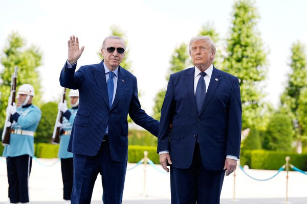 Trump'ın Ziyareti Erdoğan İçin Kazanım, NATO Gerginlikleri Bir Yana