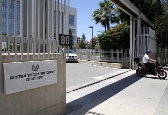 Kıbrıs'ta Takipteki Krediler 830 Milyon Euro'ya Geriledi
