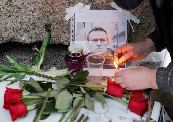İngiltere, Navalny'nin Ölümünde Kullanılan Kimyasal Silahları Geliştiren Rus Kuruluşlarına Yaptırım Uyguladı
