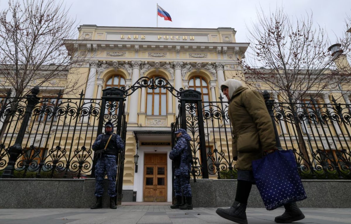 Rus Bankaları Savaş Ekonomisinin Baskısı Altında