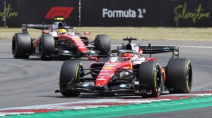 Leclerc Britanya GP'sini Kazandı, Hamilton Üçüncü: Ferrari'ye Büyük Gün
