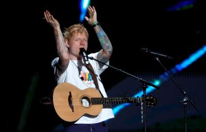 Ed Sheeran, İngiltere Milli Takımı'nı Dünya Kupası Kampında Ziyaret Etti
