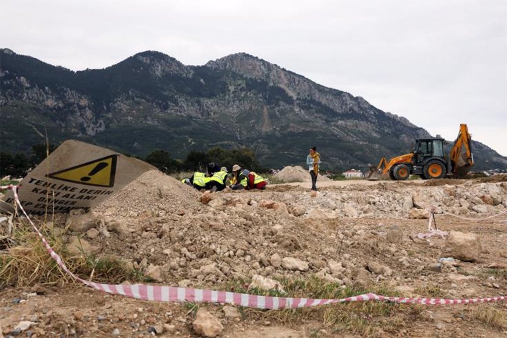 Hristodulidis, Erhurman'a Kayıp Kişi Kazıları İçin Baskı Yapacak