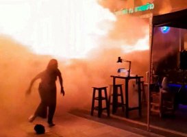 Bangkok'ta Pub Yangını: 27 Kişi Hayatını Kaybetti, Acil Çıkışlar Engellenmiş