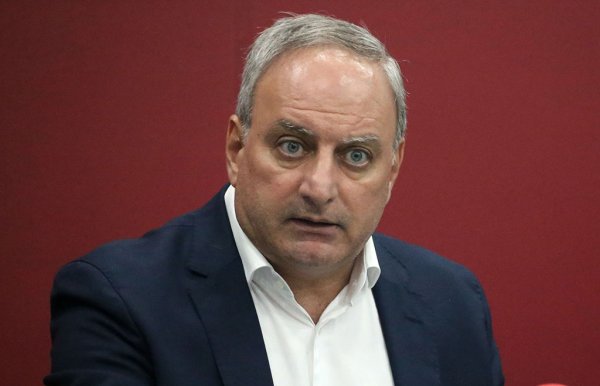 Stefanou'dan Raouna Tartışmasına Yanıt: Hükümete Muhalefet Avrupa Karşıtlığı Değildir