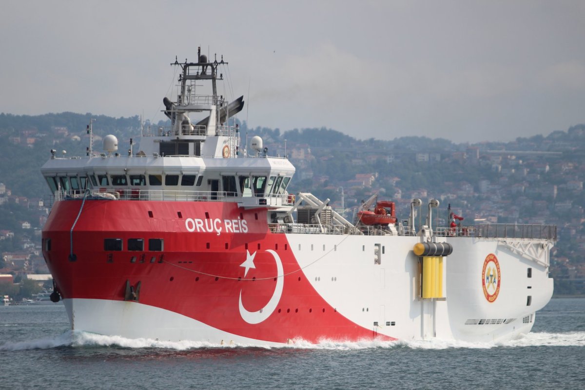 Türkiye, Kıbrıs'a Doğalgaz Boru Hattı İçin Sismik Araştırmalara Başlıyor