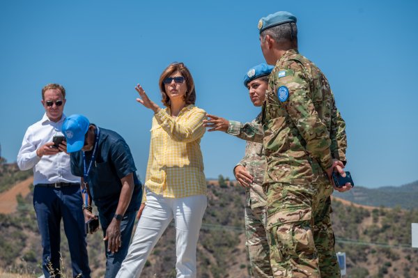 BM Özel Temsilcisi Holguin'in Ziyareti Öncesinde Taraflar Ayrı Ayrı Hazırlık Toplantıları Yapıyor