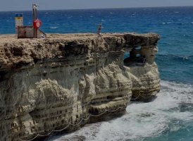 Cape Greco'daki Çit Atlayanları Durdurmaya Yetmiyor