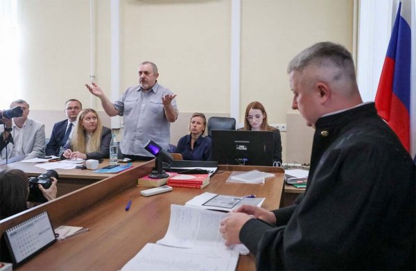 Rus Mahkemeleri Ukrayna Savaşını Eleştiren İki Muhalife Yöneldi