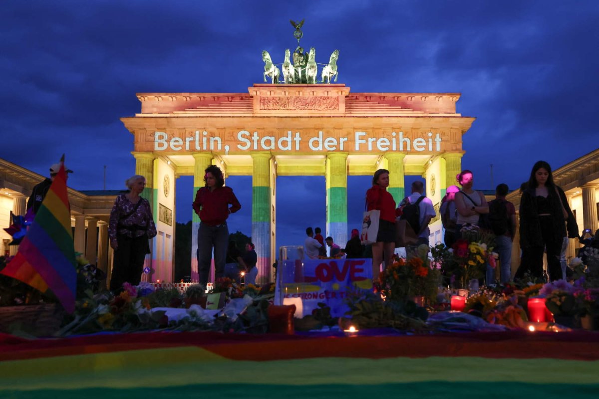 Berlin'de CSD Pride Etkinliğine Araç Daldı, Berlin Yas Tutuyor