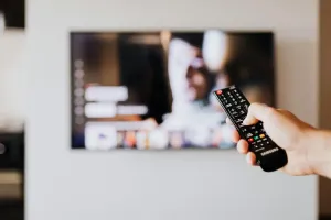 Yeni Televizyon Standardına Geçişte Tazminat Sinyali