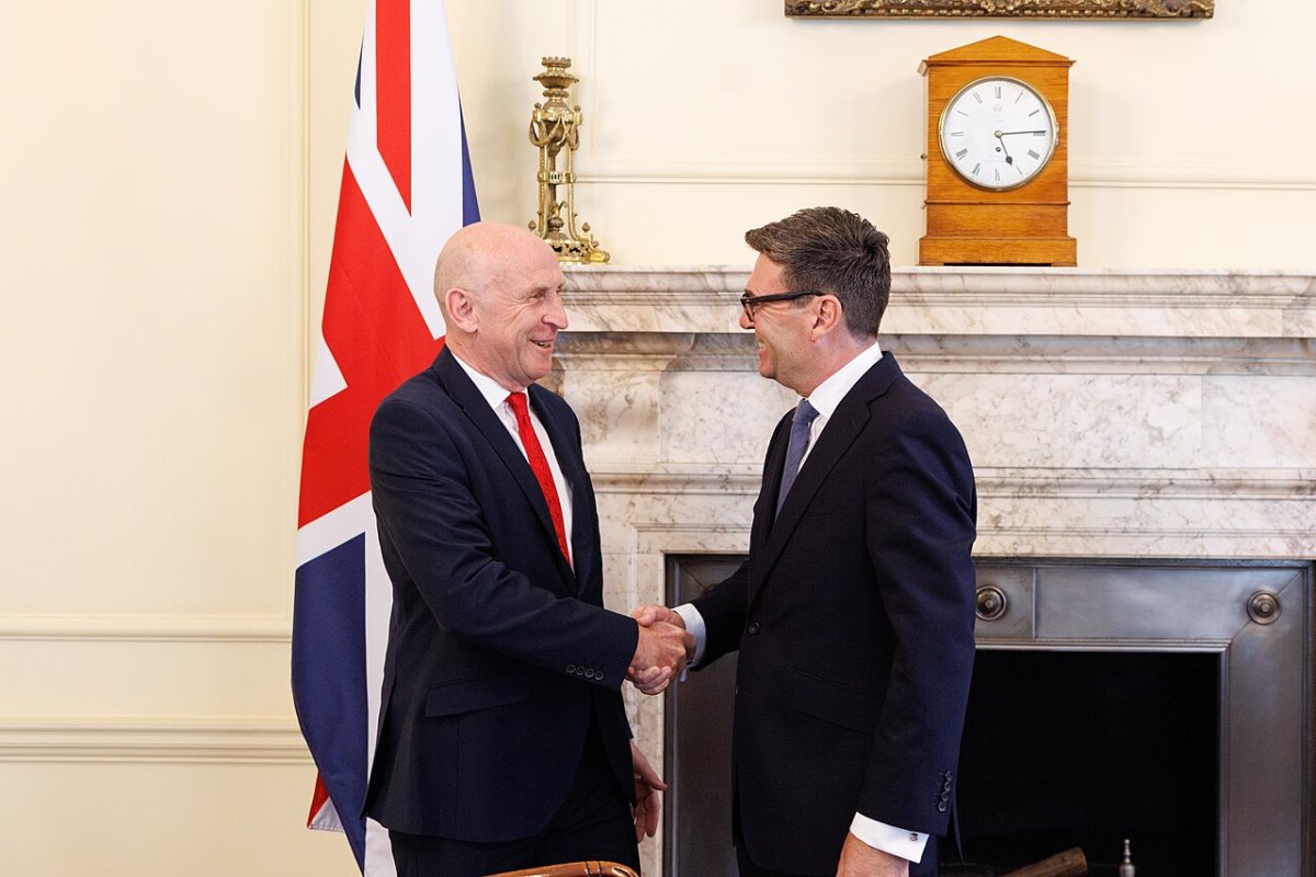 Burnham'ın Healey Atanmasıyla Piyasalar Durumda