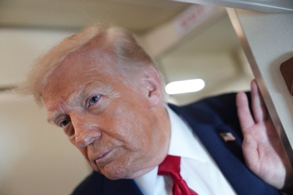 Beyaz Saray'dan Trump'ın posta yoluyla oy kullanmasına savunma