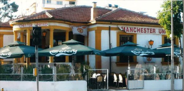 Nicosia Belediyesi, Yanan Corner Pub'ı Restore Etmeye Yardımcı Olacak