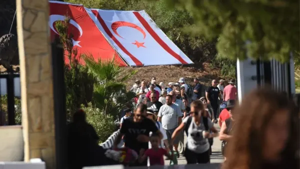 Tillyria Bombardımanlarının 62. Yıldönümü için Türk Kıbrıslılar Kokkina'ya Geçti