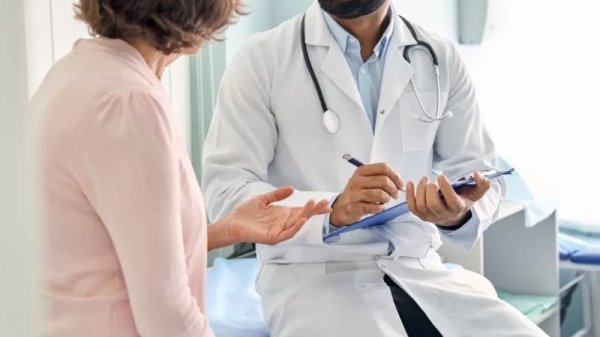 GHS Doktorları, Remedica İlaç Geri Çekme Sonrası Hasta Reçetelerini Değiştirmek İçin Çaba Sarf Ediyor